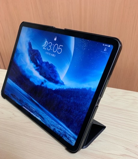 11インチ新型iPad Pro：ESR iPad Proケース、TopACE クリアカバーの